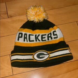 New Era Packers Knit Beanie with Pom